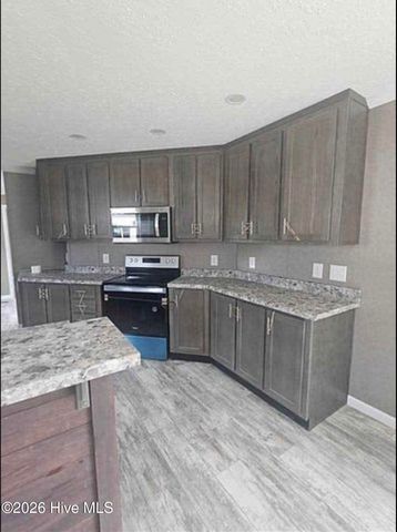 2193 Forest Drive SW, Supply, NC 28462