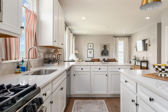 7405 McQueen Drive NW, Pickerington, OH 43147