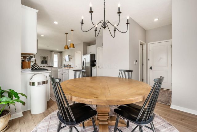 7405 McQueen Drive NW, Pickerington, OH 43147