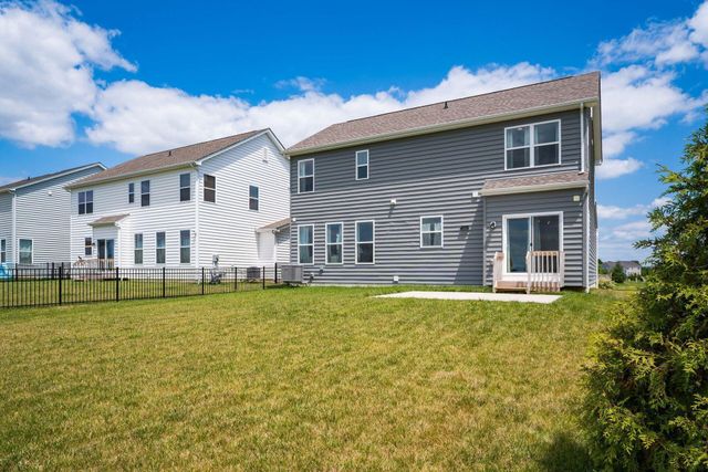 7405 McQueen Drive NW, Pickerington, OH 43147