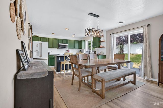 4404 N Alester Ave, Meridian, ID 83646