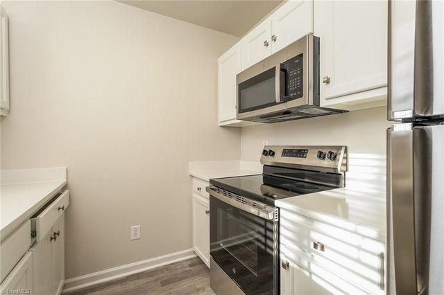 2702 Camillia Cove, High Point, NC 27265