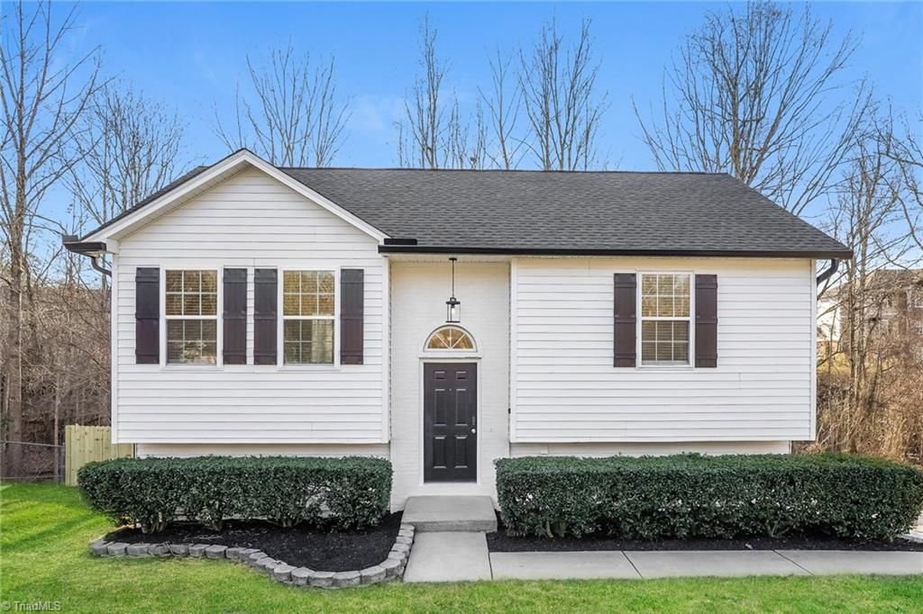 2702 Camillia Cove, High Point, NC 27265