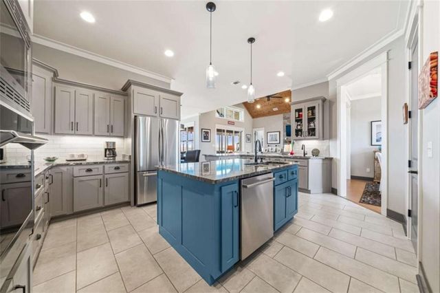 51 County Road 1024, Cedar Bluff, AL 35959