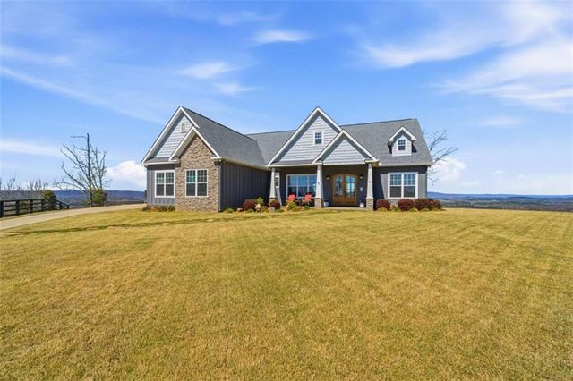 51 County Road 1024, Cedar Bluff, AL 35959
