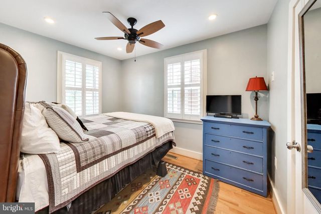830 DELAFIELD ST NE, Washington, DC 20017