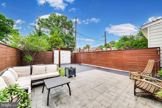 830 DELAFIELD ST NE, Washington, DC 20017