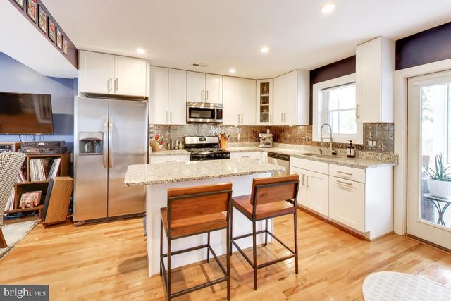 830 DELAFIELD ST NE, Washington, DC 20017