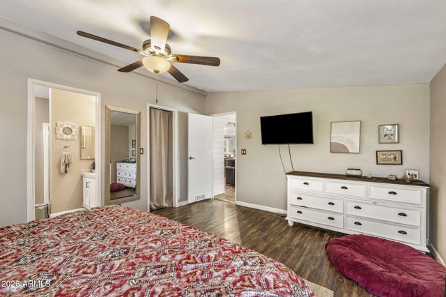 42027 N 3RD Street, Phoenix, AZ 85086