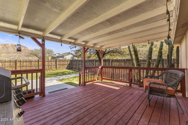 42027 N 3RD Street, Phoenix, AZ 85086