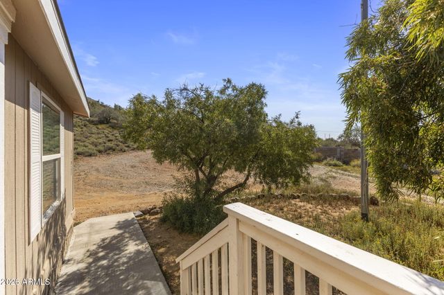 42027 N 3RD Street, Phoenix, AZ 85086