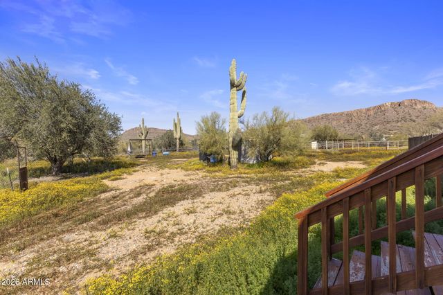 42027 N 3RD Street, Phoenix, AZ 85086