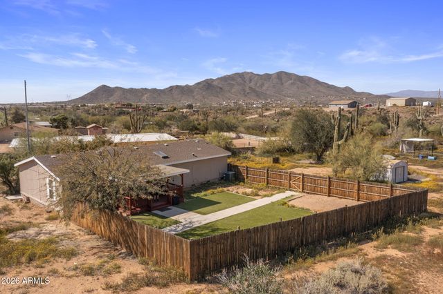 42027 N 3RD Street, Phoenix, AZ 85086