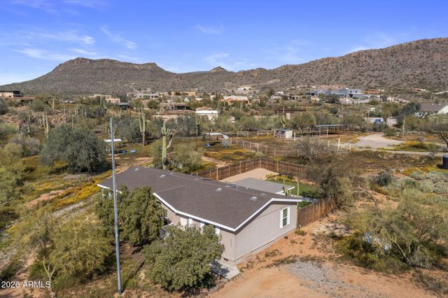 42027 N 3RD Street, Phoenix, AZ 85086