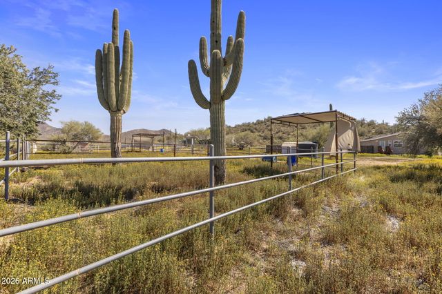 42027 N 3RD Street, Phoenix, AZ 85086