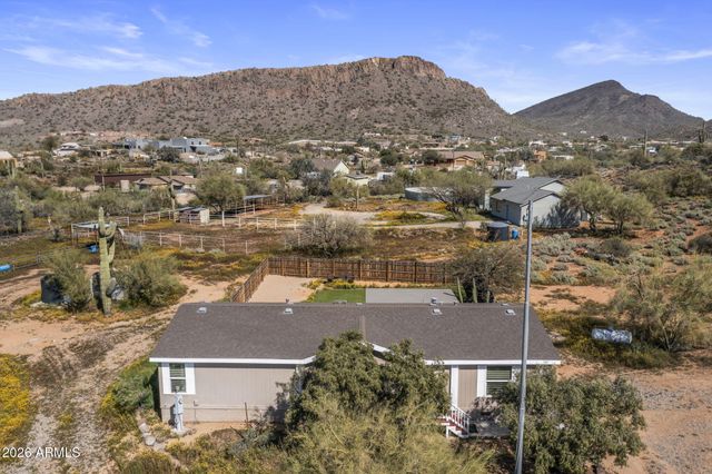 42027 N 3RD Street, Phoenix, AZ 85086