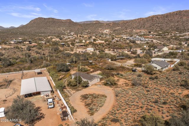 42027 N 3RD Street, Phoenix, AZ 85086