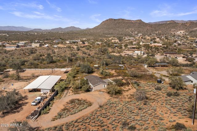 42027 N 3RD Street, Phoenix, AZ 85086