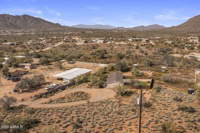 42027 N 3RD Street, Phoenix, AZ 85086