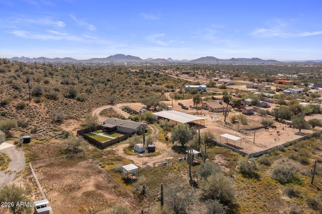 42027 N 3RD Street, Phoenix, AZ 85086