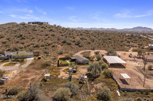 42027 N 3RD Street, Phoenix, AZ 85086