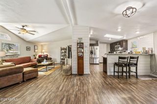 42027 N 3RD Street, Phoenix, AZ 85086