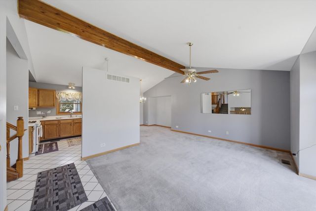 752 Rosanne Street, Lockport, IL 60441