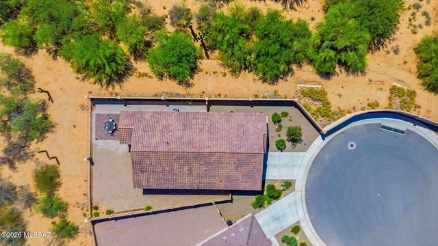 800 W Calle Moa, Sahuarita, AZ 85629