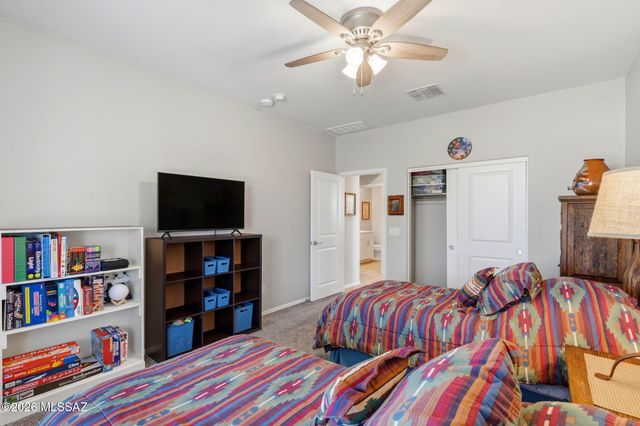 800 W Calle Moa, Sahuarita, AZ 85629