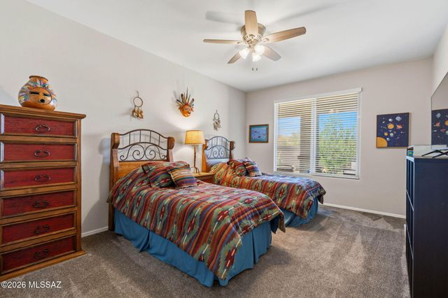 800 W Calle Moa, Sahuarita, AZ 85629