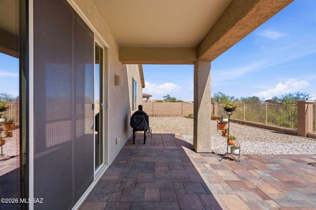 800 W Calle Moa, Sahuarita, AZ 85629