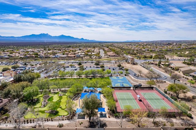 800 W Calle Moa, Sahuarita, AZ 85629
