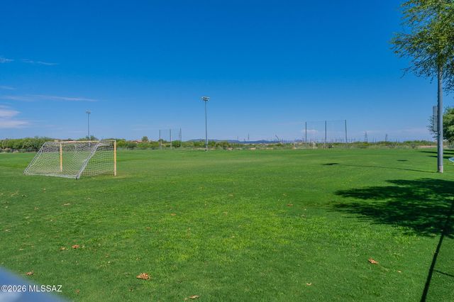 800 W Calle Moa, Sahuarita, AZ 85629