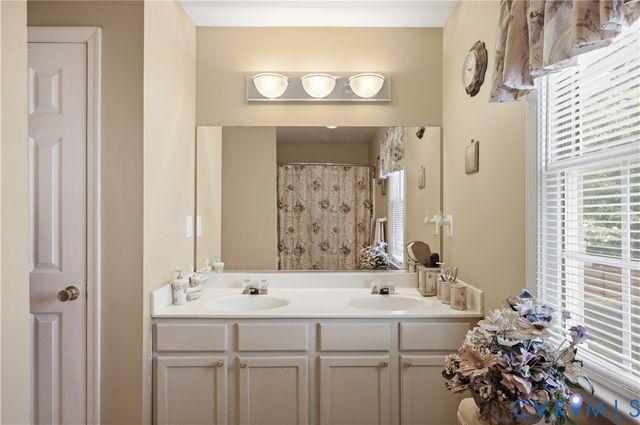 7612 Hungary Woods Terrace, Henrico, VA 23060