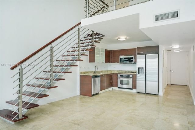 41 SE 5th St 1514, Miami, FL 33131