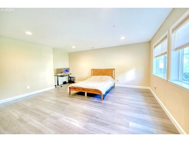 11719 Nw PINYON St, Portland, OR 97229
