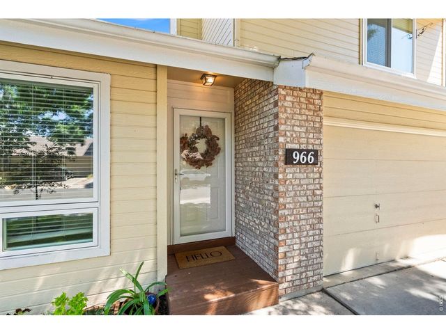 966 Shire Ct, Fort Collins, CO 80526