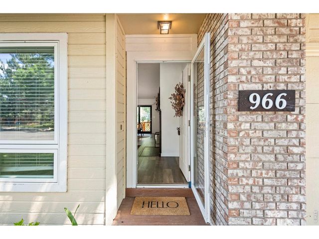 966 Shire Ct, Fort Collins, CO 80526