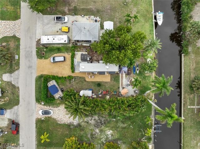 27579 Tarpon WAY, Bonita Springs, FL 34134