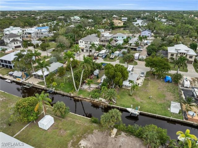 27579 Tarpon WAY, Bonita Springs, FL 34134