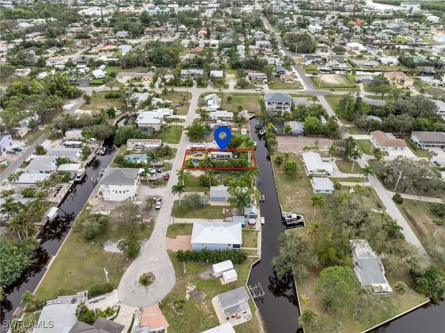 27579 Tarpon WAY, Bonita Springs, FL 34134