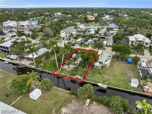 27579 Tarpon WAY, Bonita Springs, FL 34134