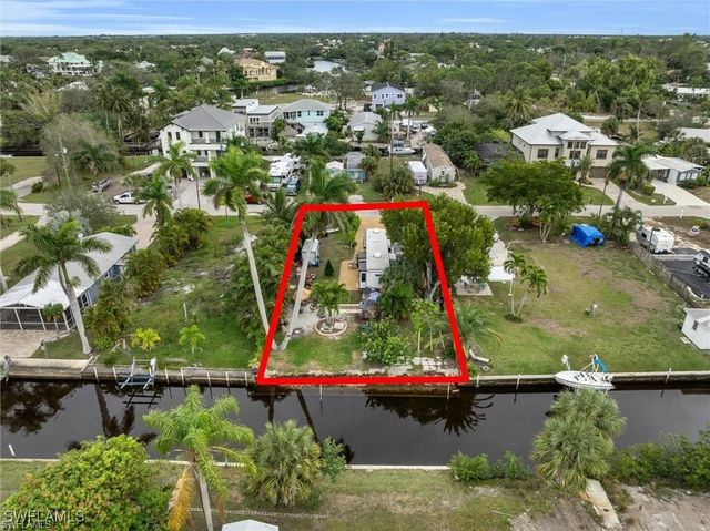 27579 Tarpon WAY, Bonita Springs, FL 34134