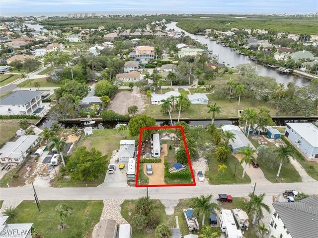 27579 Tarpon WAY, Bonita Springs, FL 34134