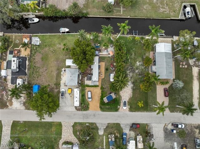 27579 Tarpon WAY, Bonita Springs, FL 34134