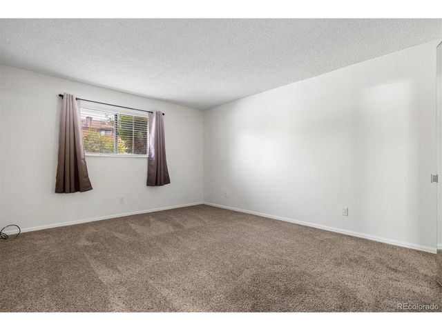 203 Wright St 103, Lakewood, CO 80228
