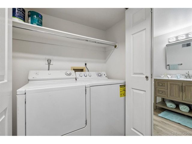 203 Wright St 103, Lakewood, CO 80228