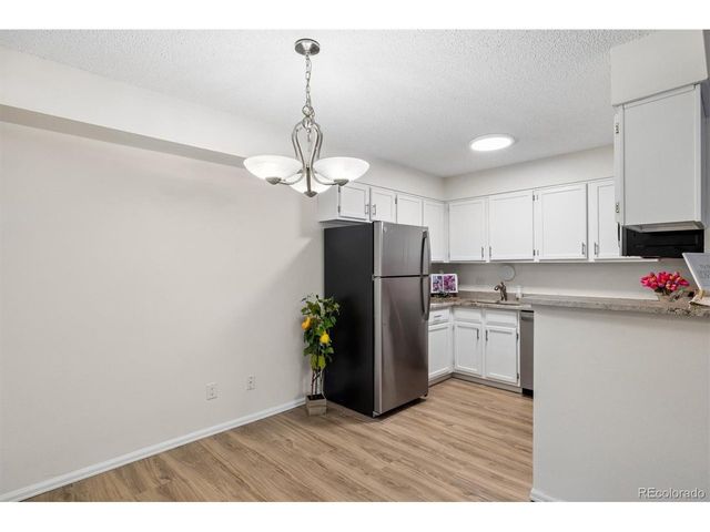 203 Wright St 103, Lakewood, CO 80228