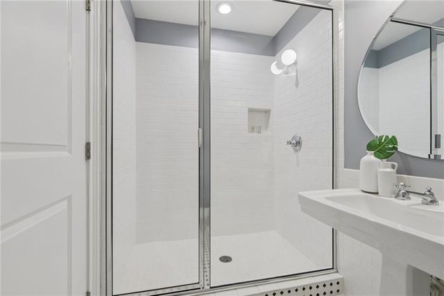 201 W Ponce De Leon Avenue 616, Decatur, GA 30030