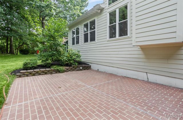 7437 Timberwolf Trail, Fairview Heights, IL 62208